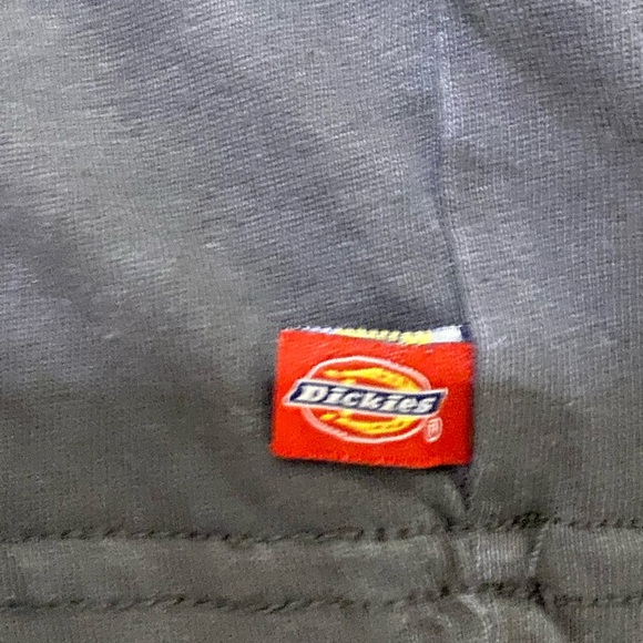 Grey Dickie’s vintage t-shirt😊 - Picture 2 of 3